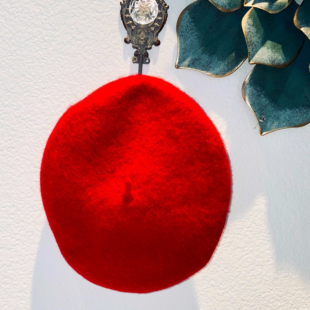 BERET Red 👩‍🎨♥️ NEW